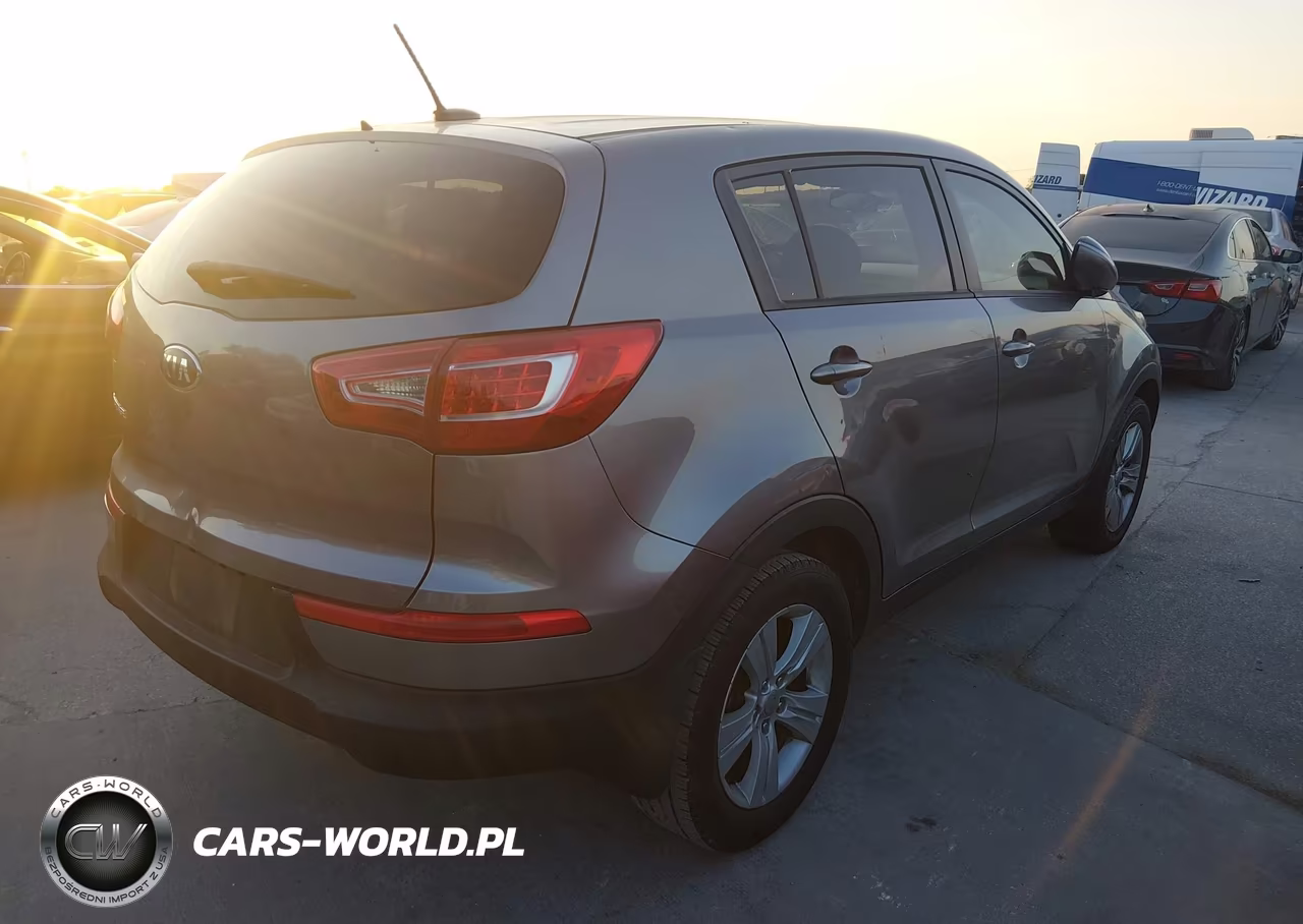 2013 Kia Sportage Lx VIN:KNDPB3A29D7353196 - 4