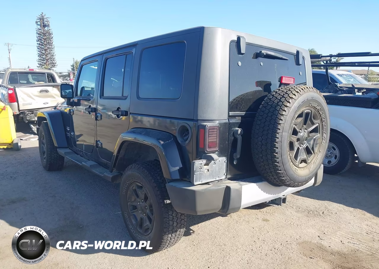 2008 Jeep Wrangler Unlimited Sahara VIN:1J8GA59148L542810 - 3