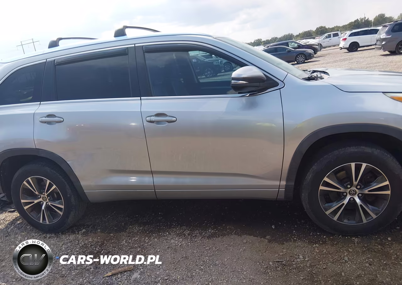 2016 Toyota Highlander Xle V6 VIN:5TDKKRFH2GS131166 - 14
