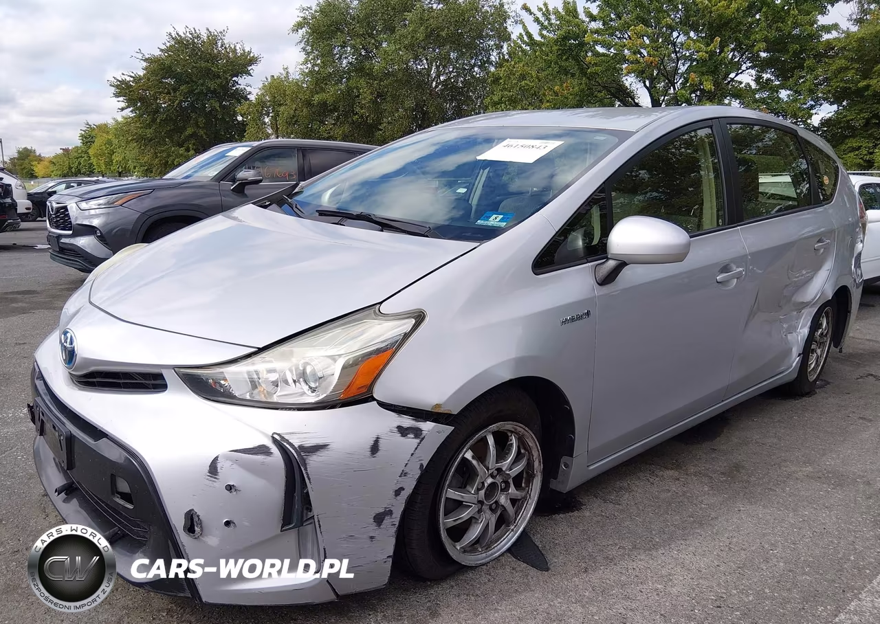2015 Toyota Prius V Three VIN:JTDZN3EU8FJ024216 - 6