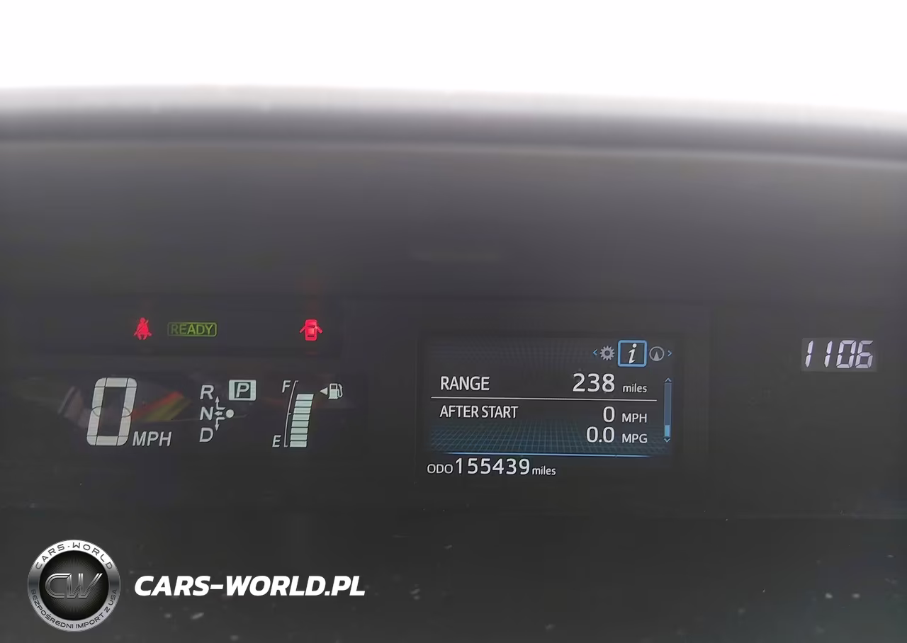 2015 Toyota Prius V Three VIN:JTDZN3EU8FJ024216 - 7