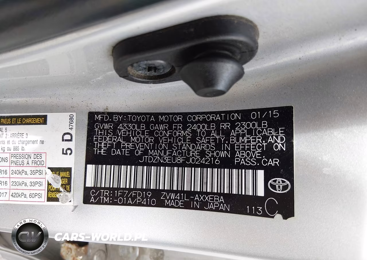 2015 Toyota Prius V Three VIN:JTDZN3EU8FJ024216 - 9