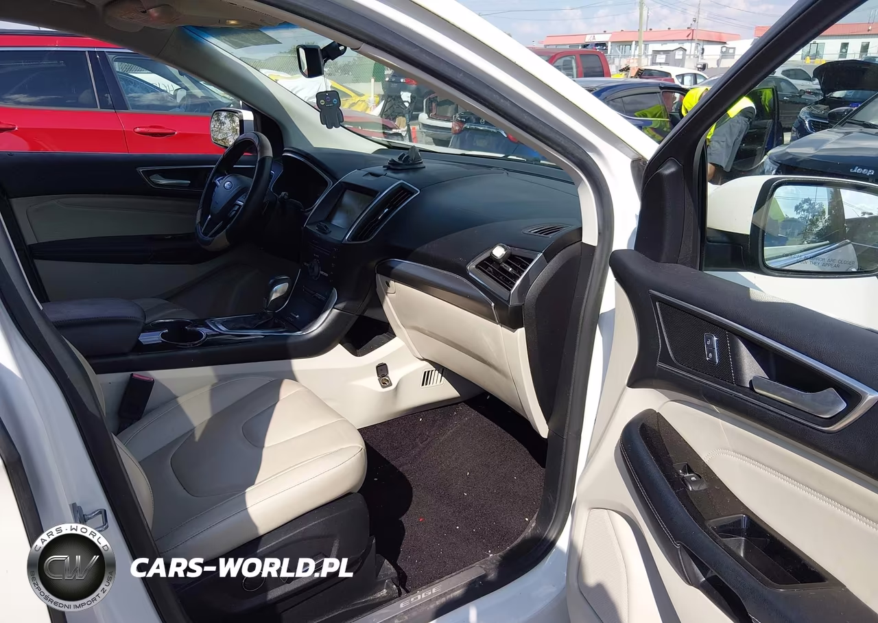 2015 Ford Edge Titanium VIN:2FMTK3K92FBC24653 - 5