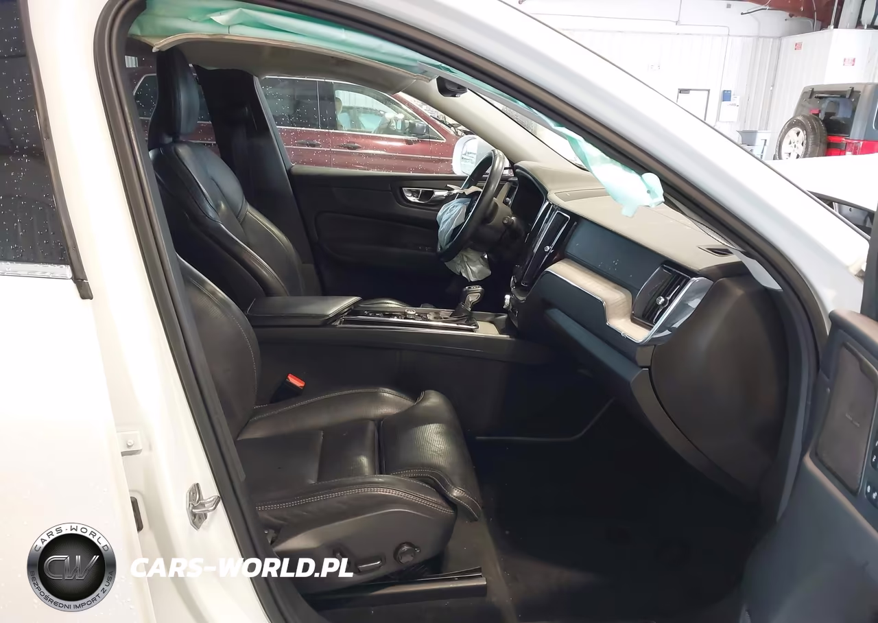 2021 Volvo Xc60 Inscription VIN:YV4102DL9M1681907 - 5