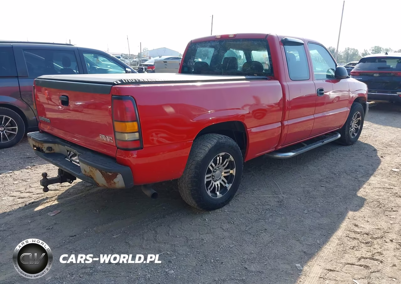 2007 GMC Sierra 1500 Classic Work Truck VIN:1GTEC19X57Z102080 - 4