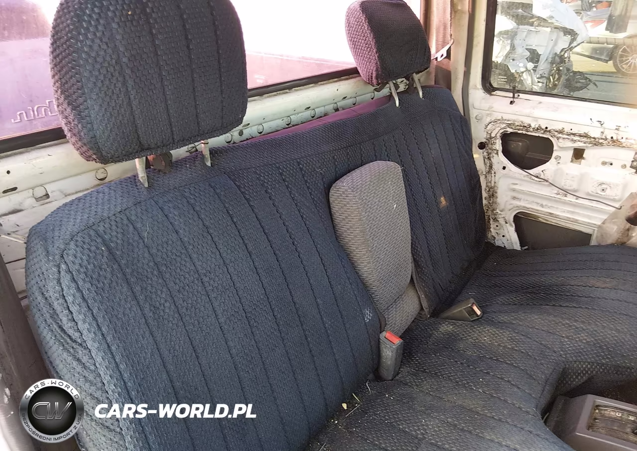 1996 Nissan Truck Xe VIN:1N6SD11S4TC335197 - 8