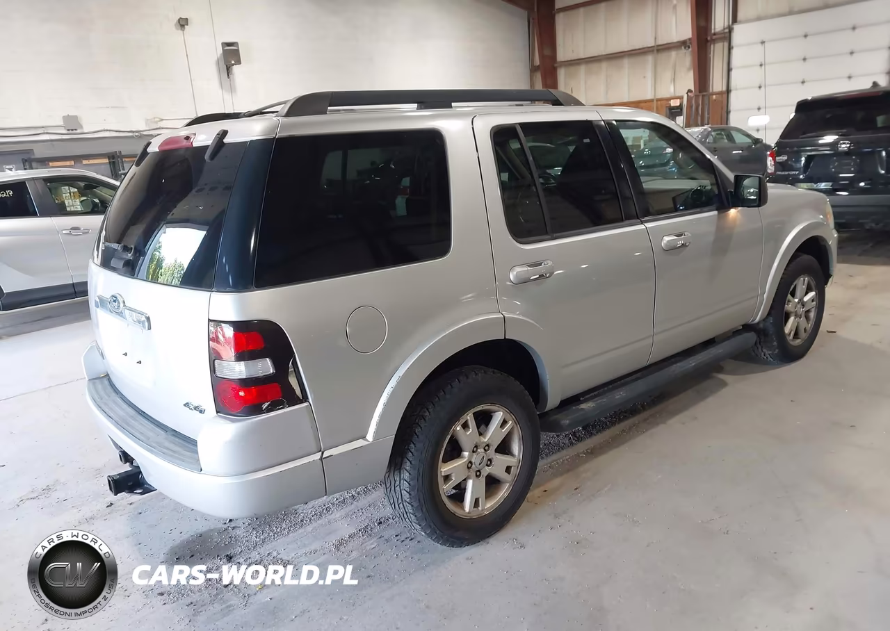 2010 Ford Explorer Xlt VIN:1FMEU7DE9AUA61250 - 4