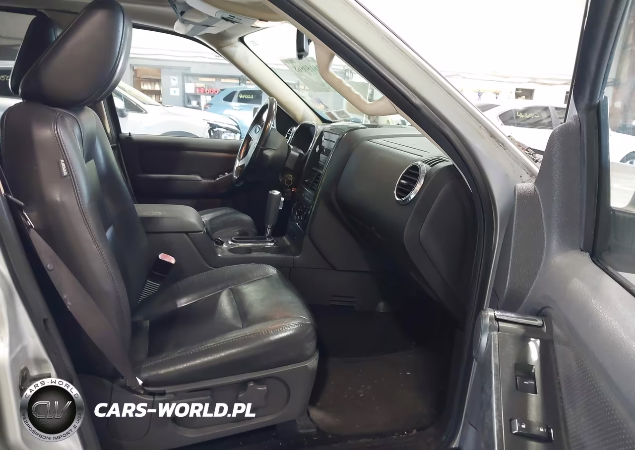 2010 Ford Explorer Xlt VIN:1FMEU7DE9AUA61250 - 5