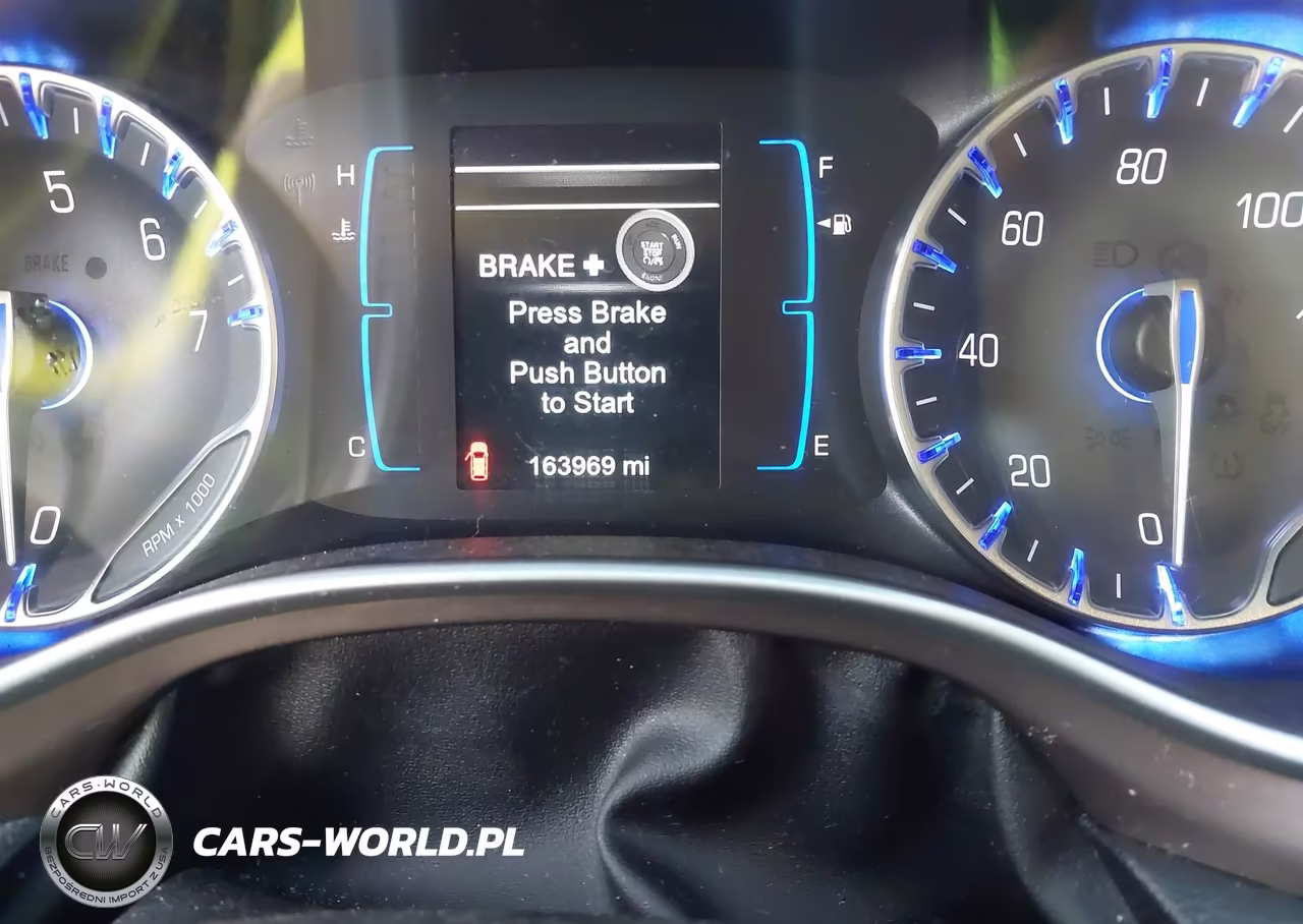 2017 Chrysler Pacifica Touring VIN:2C4RC1DG3HR713181 - 7