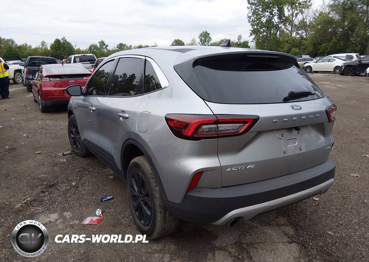 2023 Ford Escape Active VIN:1FMCU9GN2PUA85882 - 3