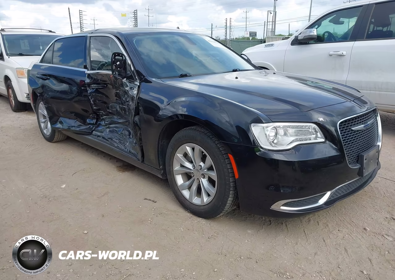 2023 Chrysler 300 Touring