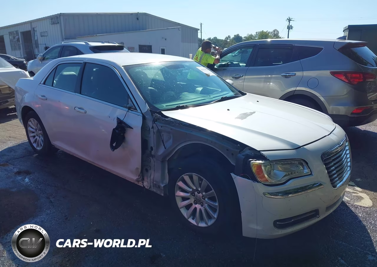 2013 Chrysler 300 Motown VIN:2C3CCAAGXDH527703 - 6