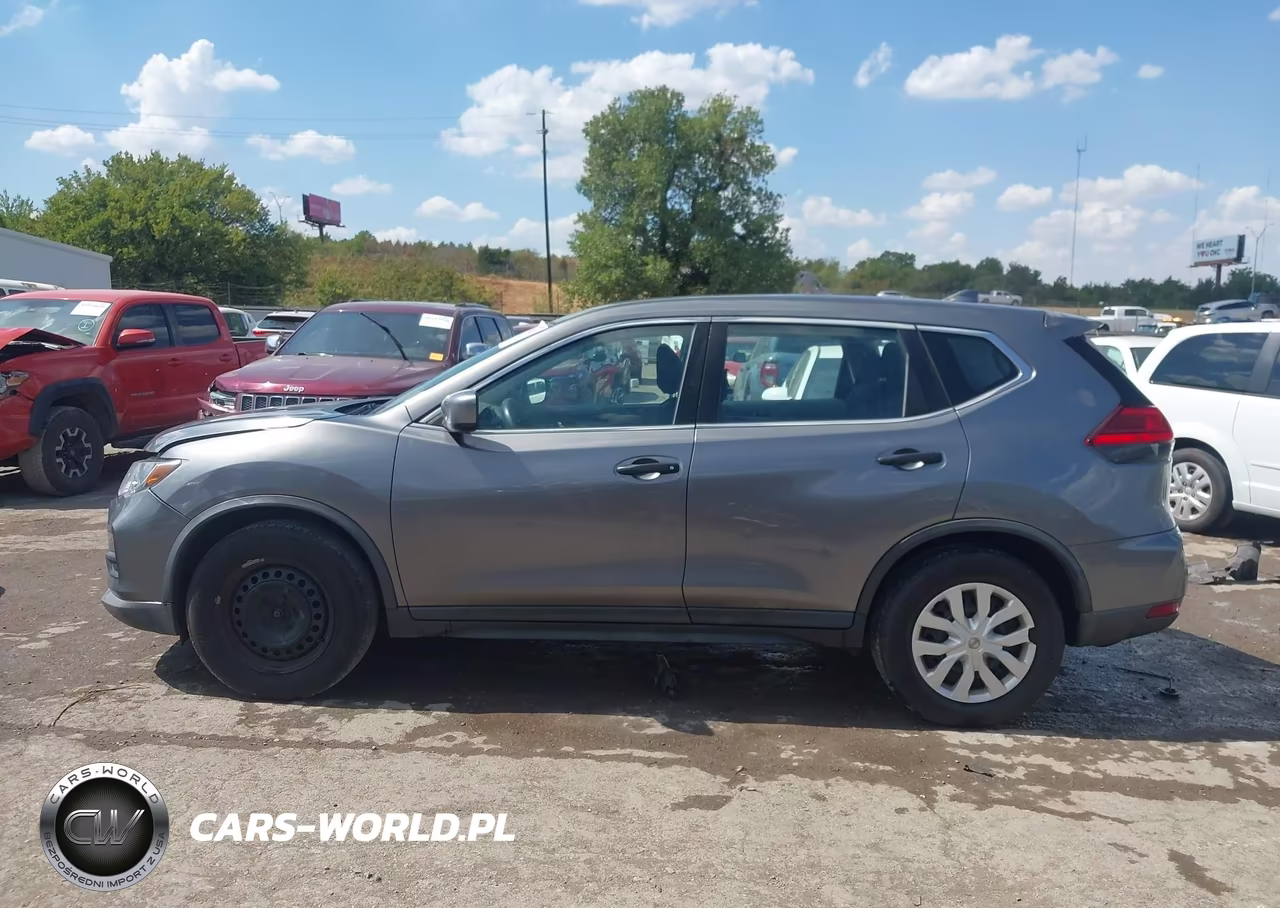 2017 Nissan Rogue S VIN:KNMAT2MTXHP554788 - 14