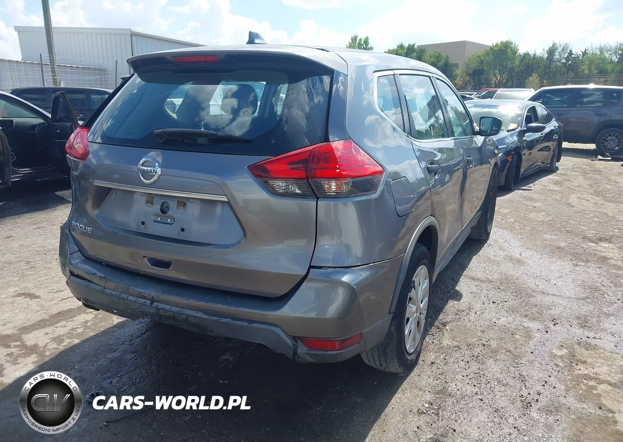 2017 Nissan Rogue S VIN:KNMAT2MTXHP554788 - 4