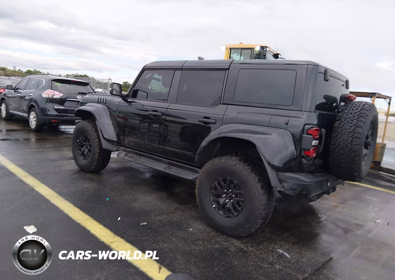 2026 Ford Bronco Raptor VIN:1FMEE0RR3TLA62502 - 3