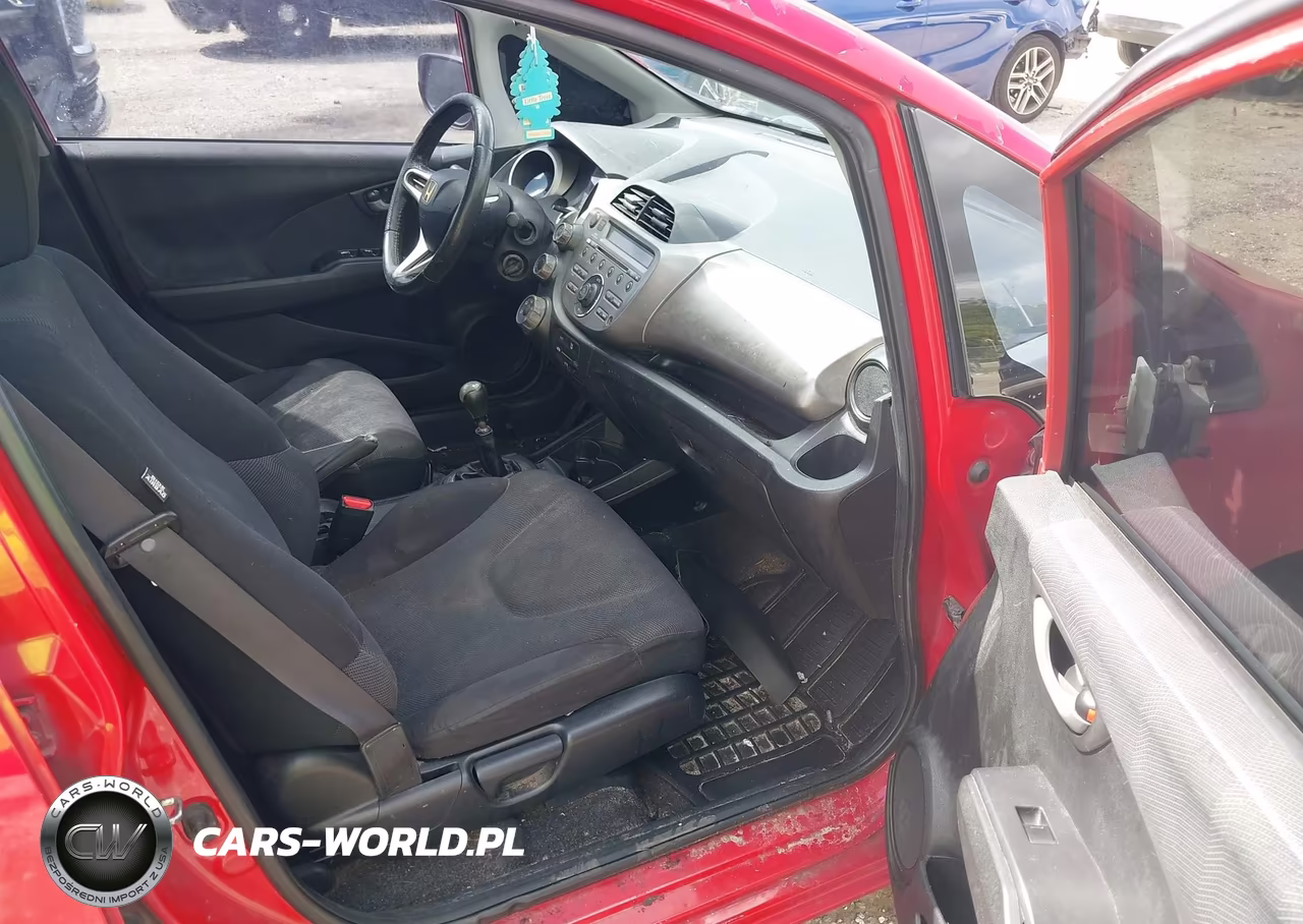 2011 Honda Fit Sport VIN:JHMGE8G57BC003896 - 5