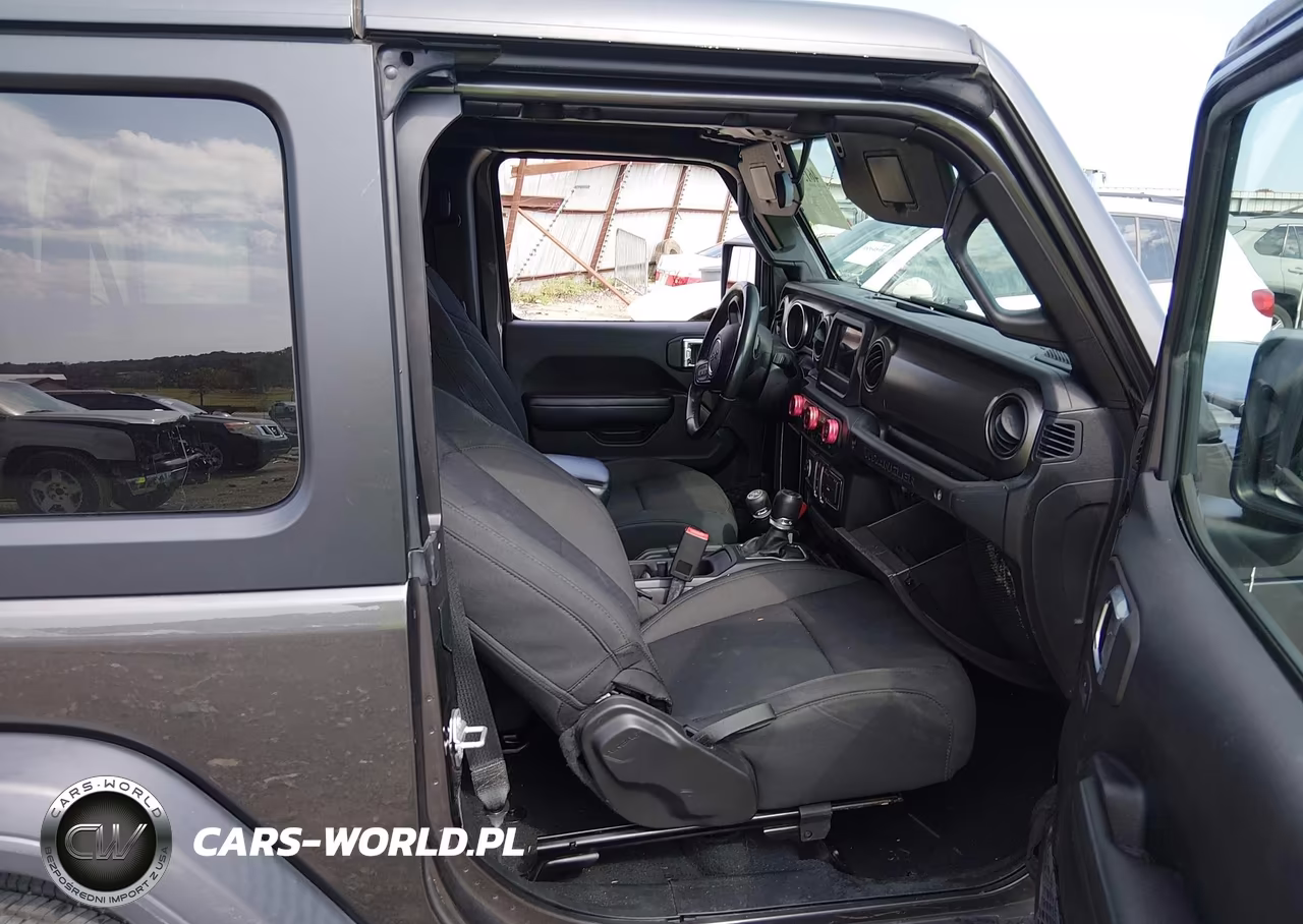 2018 Jeep Wrangler Sport S 4X4 VIN:1C4GJXAN8JW198436 - 5