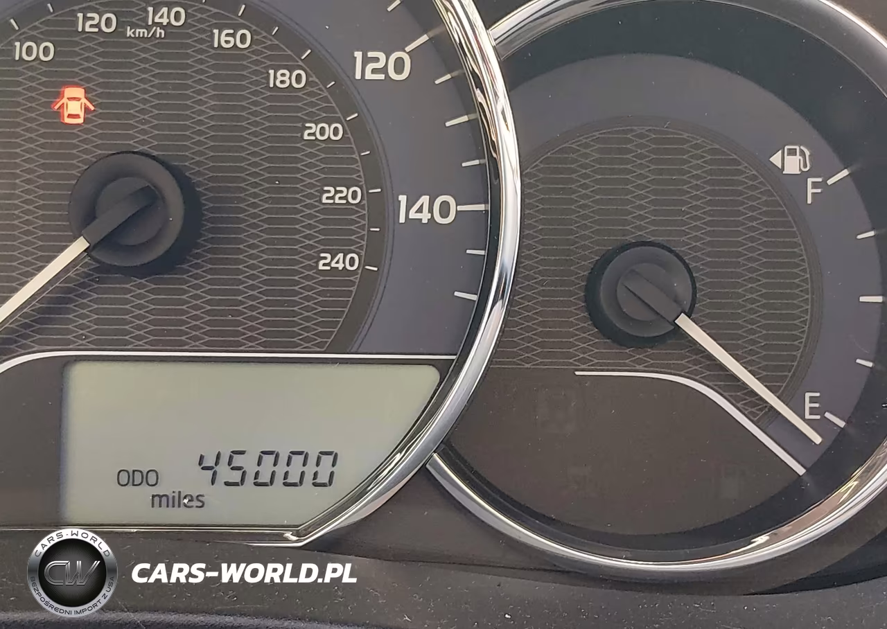 2014 Toyota Corolla L VIN:5YFBURHE8EP137458 - 15