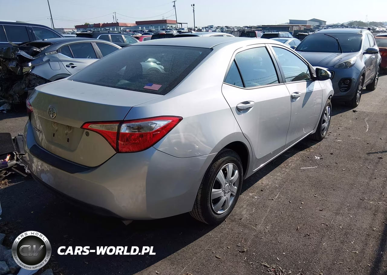 2014 Toyota Corolla L VIN:5YFBURHE8EP137458 - 4