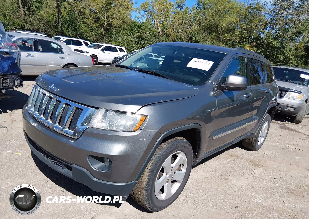 2013 Jeep Grand Cherokee Laredo VIN:1C4RJFAG3DC611955 - 2