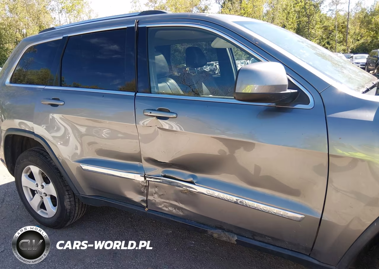 2013 Jeep Grand Cherokee Laredo VIN:1C4RJFAG3DC611955 - 6