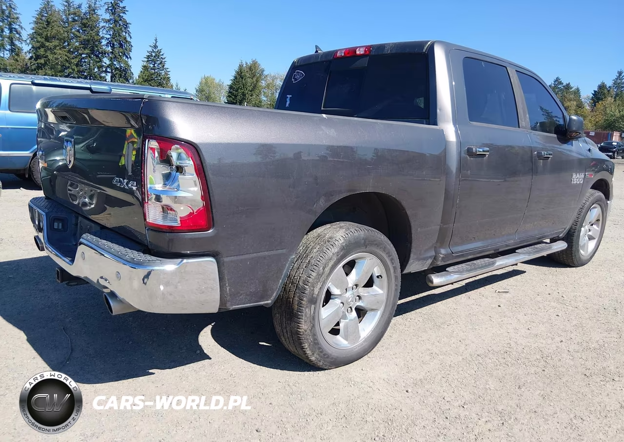 2015 Ram 1500 Big Horn VIN:1C6RR7LM4FS682180 - 4