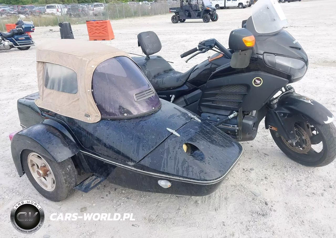 2013 Honda Gl1800 B VIN:JH2SC6811DK000641 - 12