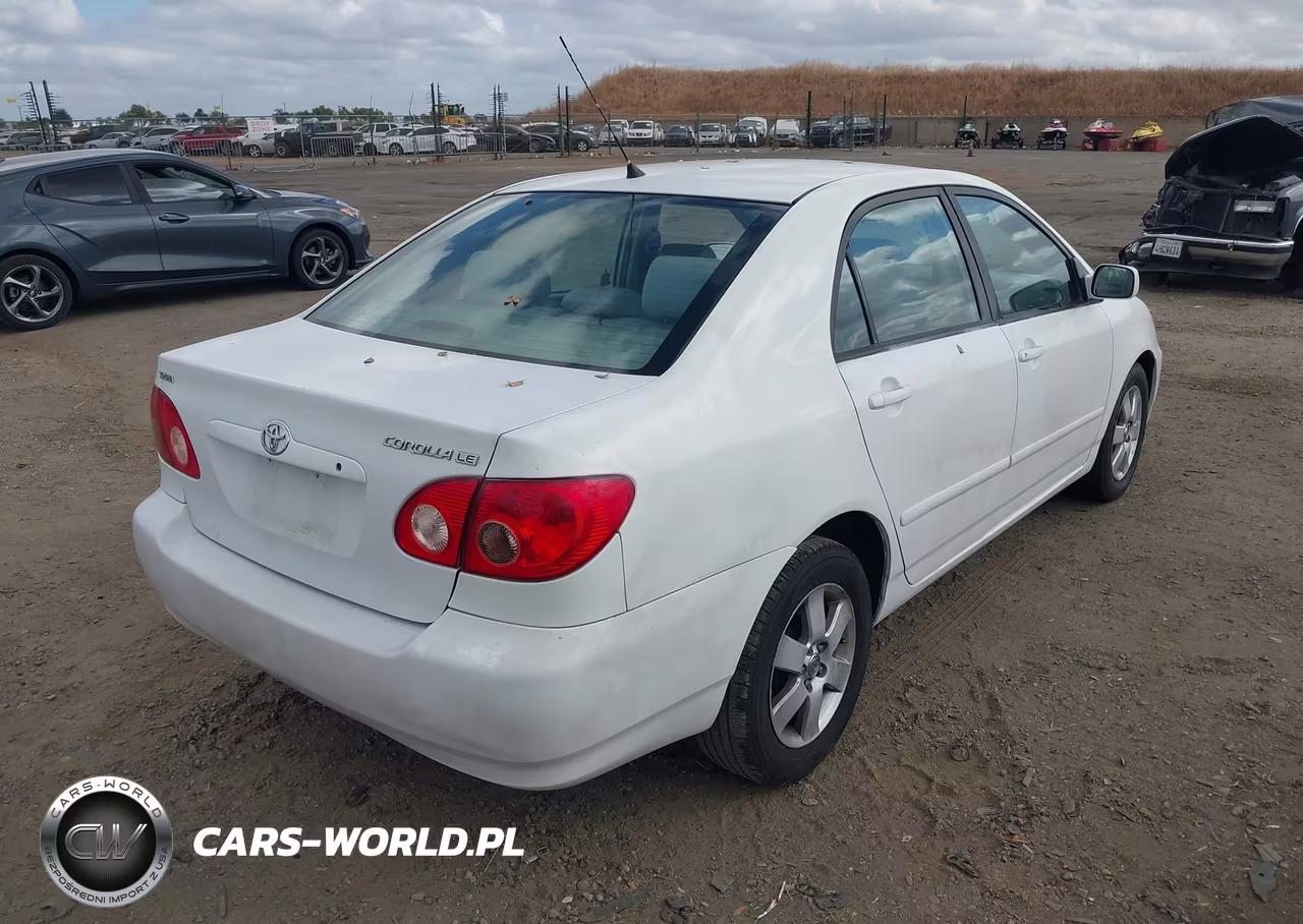 2005 Toyota Corolla Le VIN:1NXBR32E15Z389767 - 4
