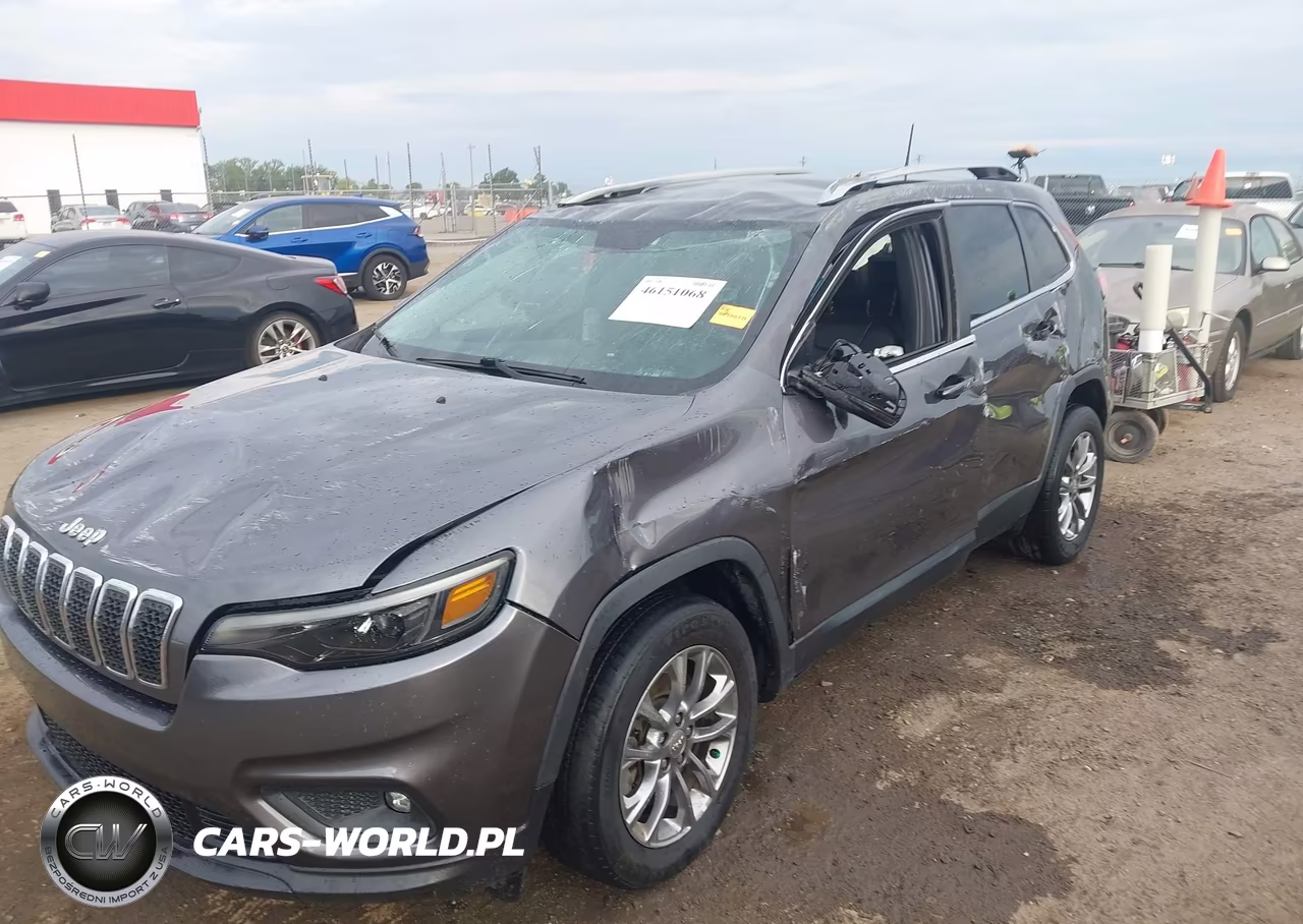 2019 Jeep Cherokee Latitude Plus Fwd VIN:1C4PJLLB8KD301475 - 6