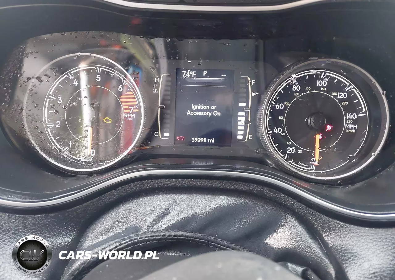 2019 Jeep Cherokee Latitude Plus Fwd VIN:1C4PJLLB8KD301475 - 7