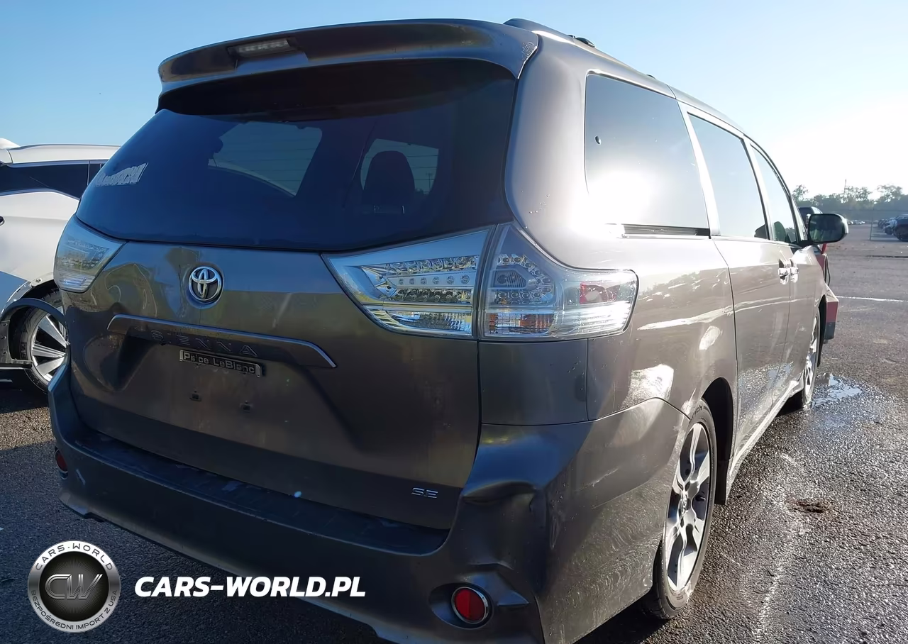 2013 Toyota Sienna Se 8 Passenger VIN:5TDXK3DC5DS369583 - 4