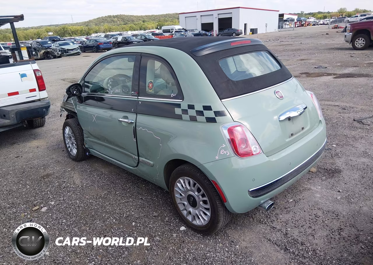 2015 Fiat 500C Lounge VIN:3C3CFFER1FT667701 - 3