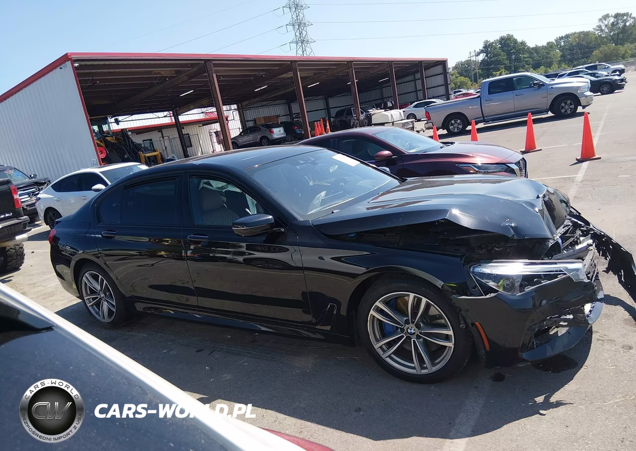 2017 BMW Alpina B7 xDrive VIN:WBA7F2C32HG422768 - 12