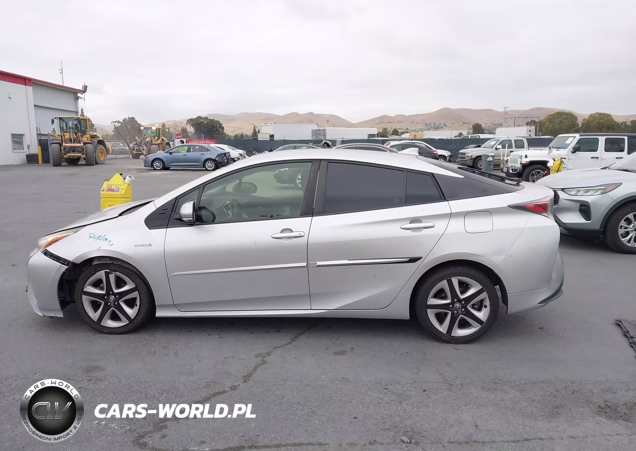 2016 Toyota Prius Three Touring VIN:JTDKARFU6G3013459 - 14