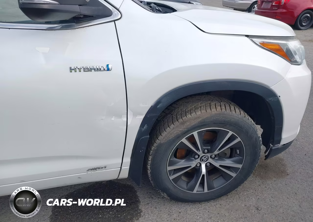 2017 Toyota Highlander Hybrid Le VIN:5TDBGRFH5HS024406 - 6