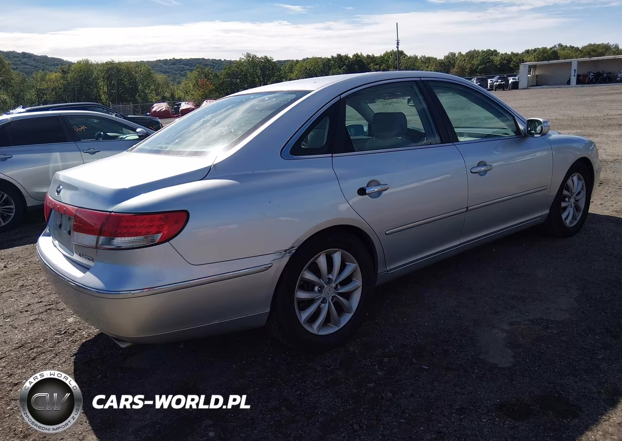 2007 Hyundai Azera Limited-Se VIN:KMHFC46F87A158705 - 4