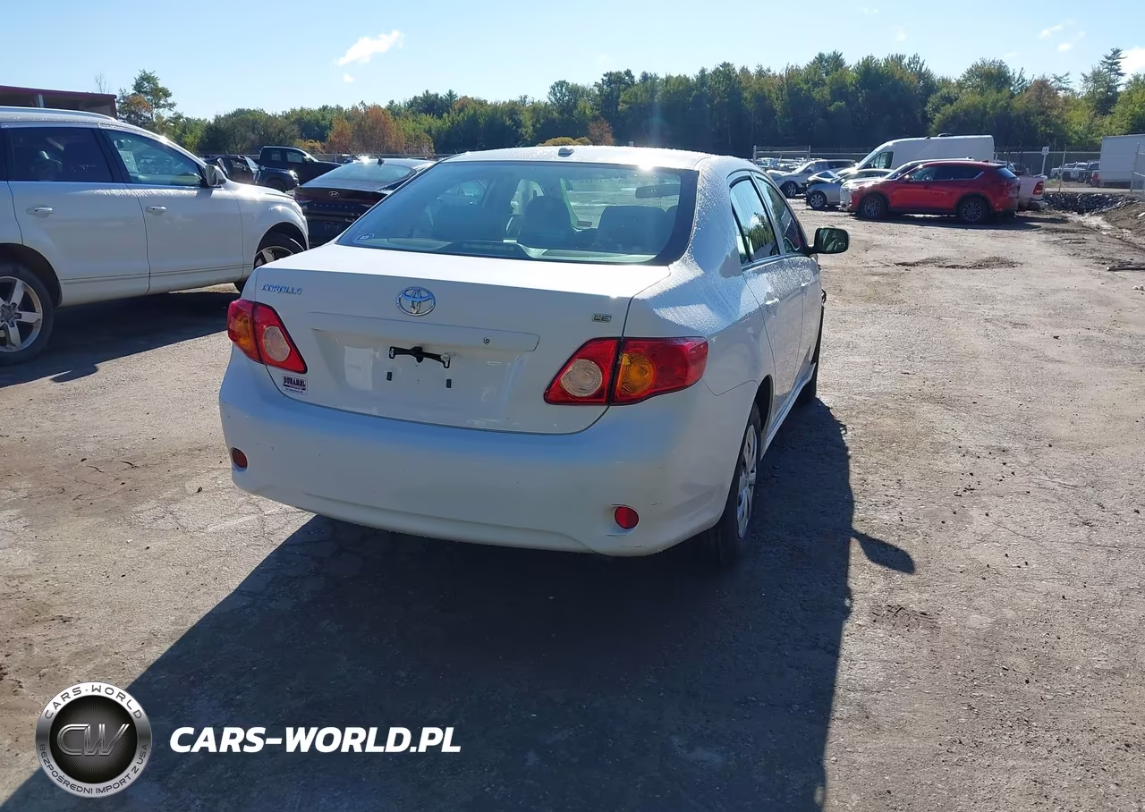 2010 Toyota Corolla Le VIN:2T1BU4EE1AC284125 - 4
