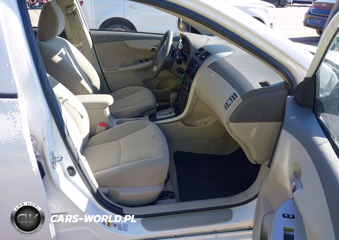 2010 Toyota Corolla Le VIN:2T1BU4EE1AC284125 - 5