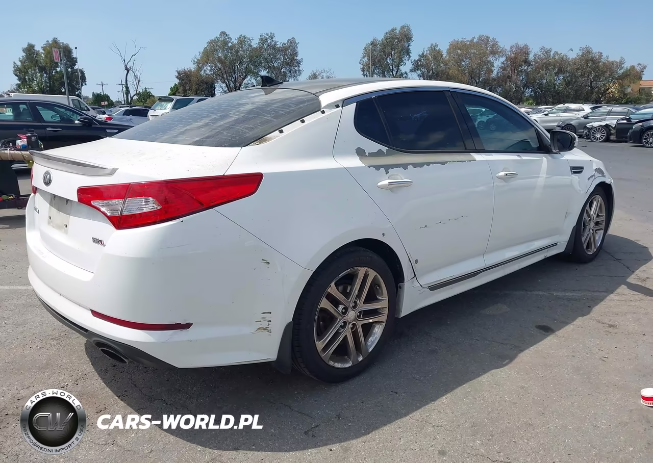 2013 Kia Optima Sx VIN:5XXGR4A67DG163876 - 4