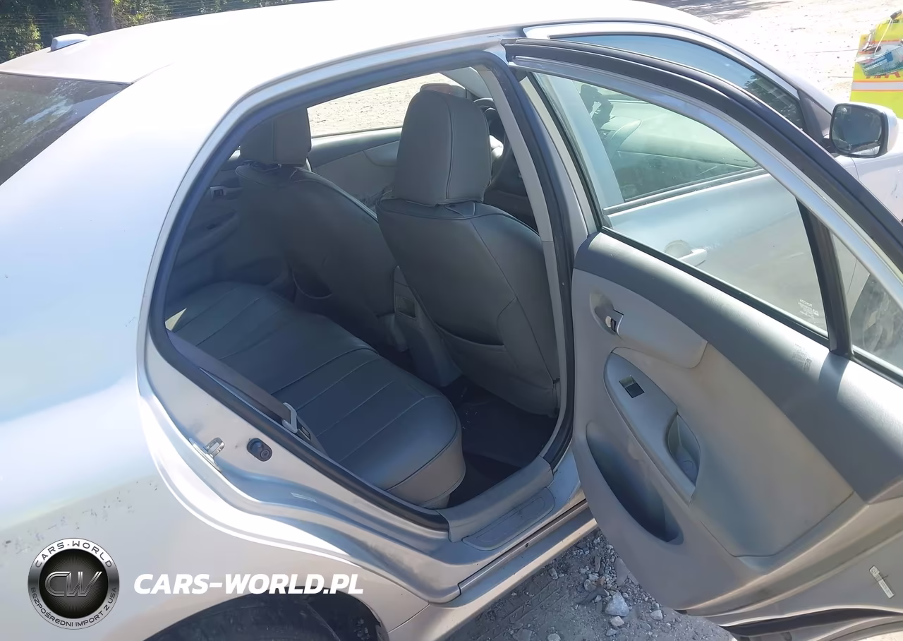 2010 Toyota Corolla Le VIN:1NXBU4EE3AZ188947 - 8