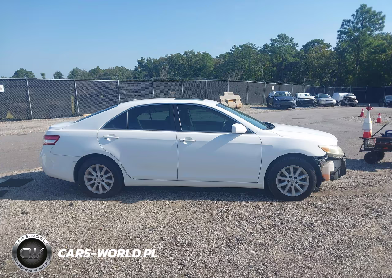 2010 Toyota Camry Xle VIN:4T4BF3EK2AR028039 - 13