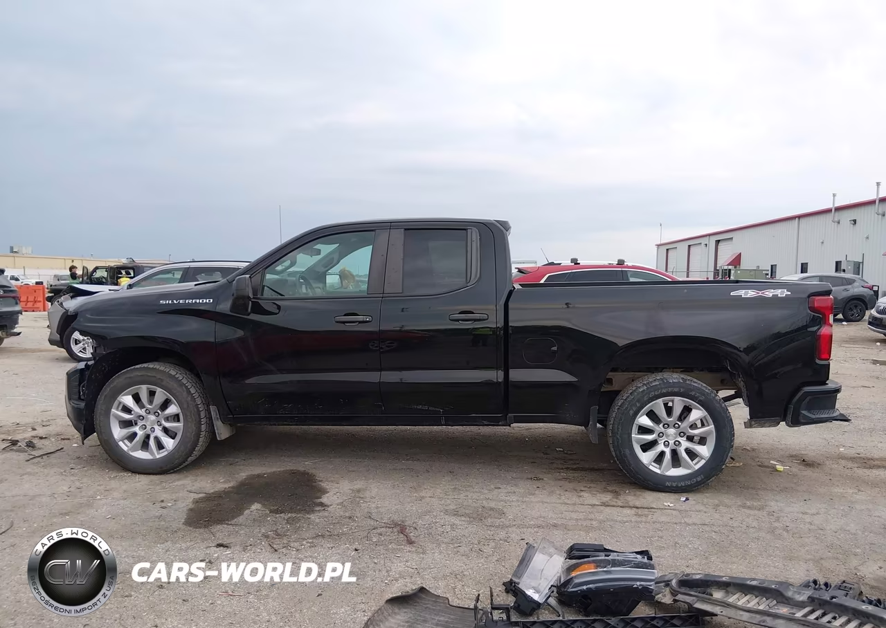 2019 Chevrolet Silverado 1500 Custom VIN:1GCRYBEH7KZ310641 - 15