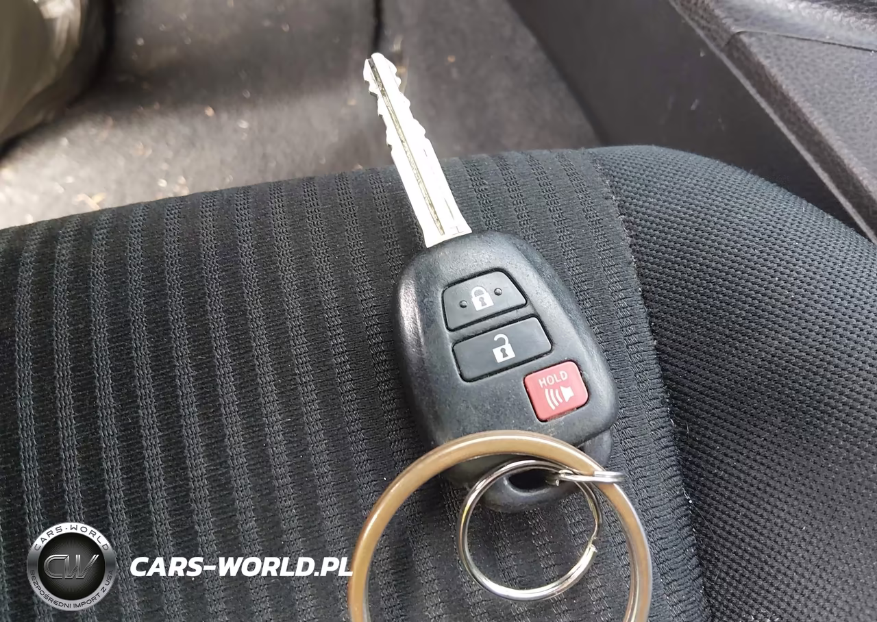 2016 Toyota Rav4 Le VIN:2T3BFREVXGW423612 - 11