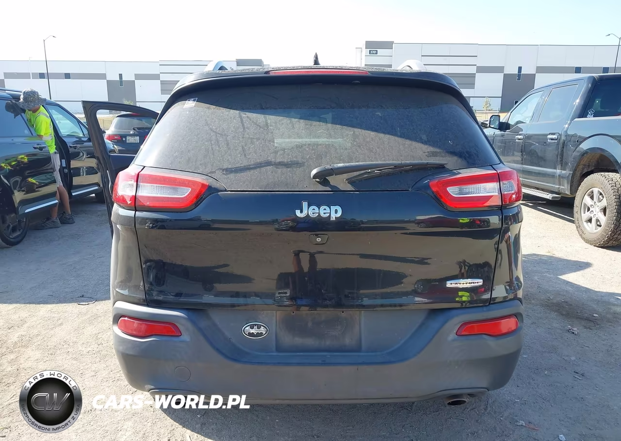 2014 Jeep Cherokee Latitude VIN:1C4PJLCS7EW221724 - 16