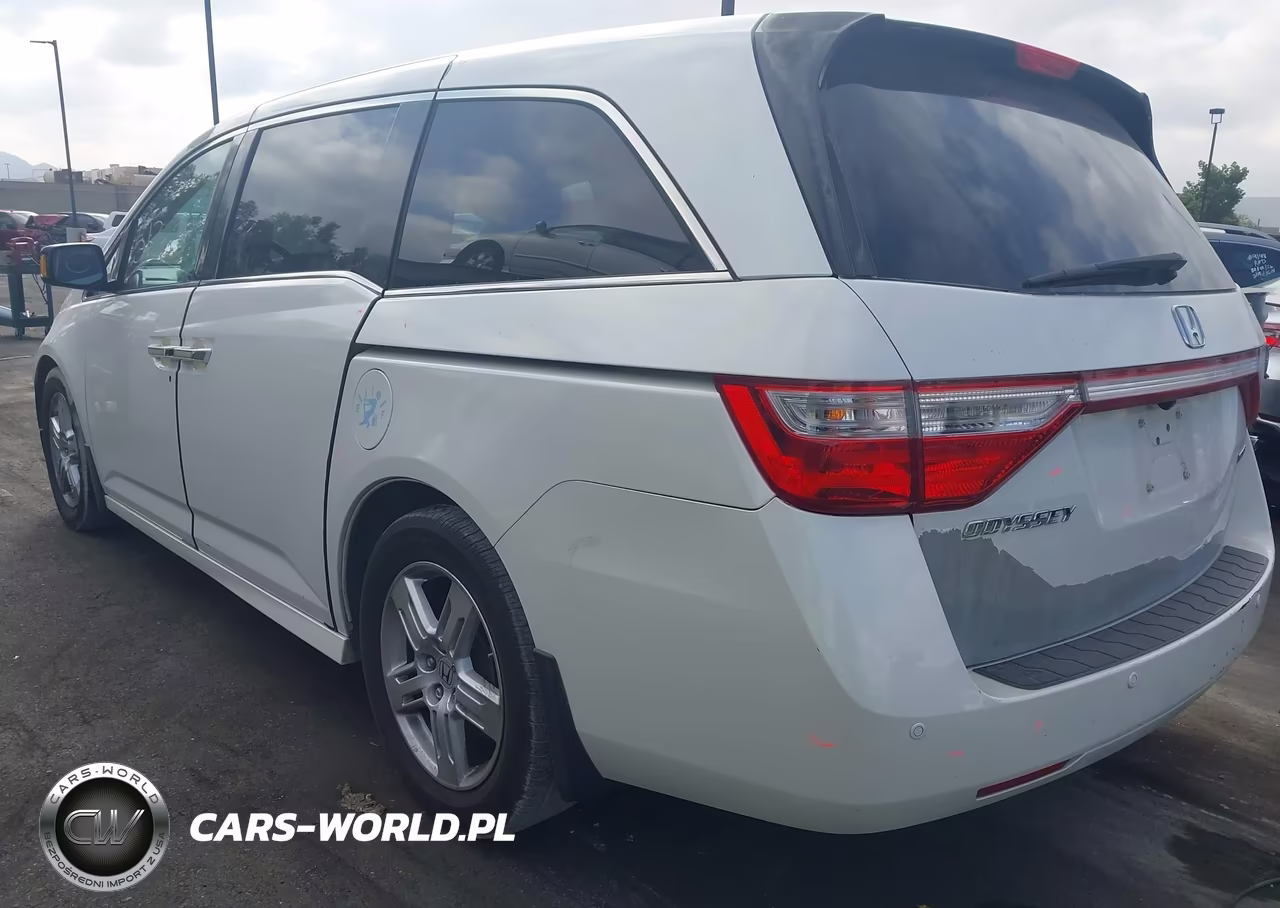2012 Honda Odyssey Touring-Touring Elite VIN:5FNRL5H92CB073200 - 3