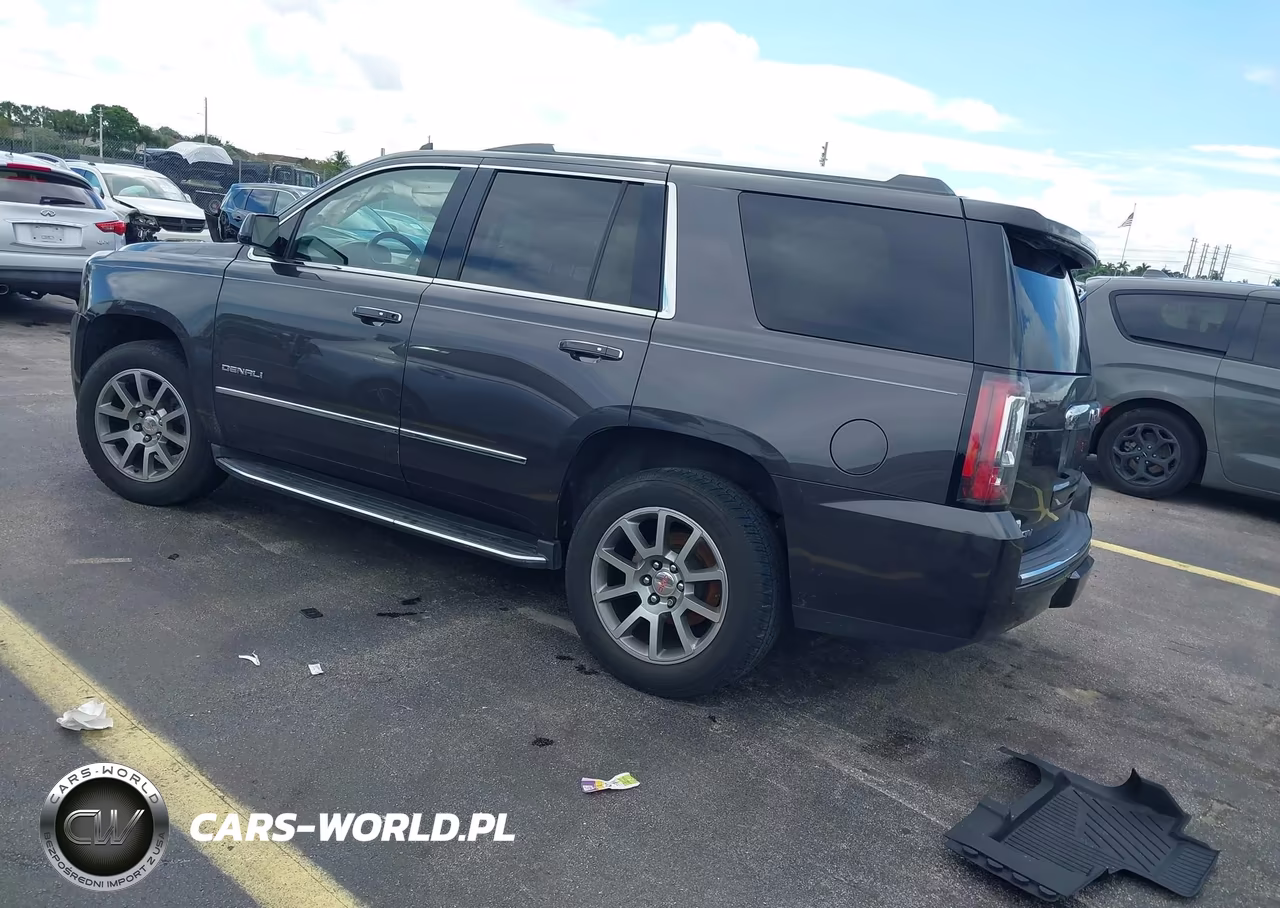2018 GMC Yukon Denali VIN:1GKS1CKJ5JR340792 - 3