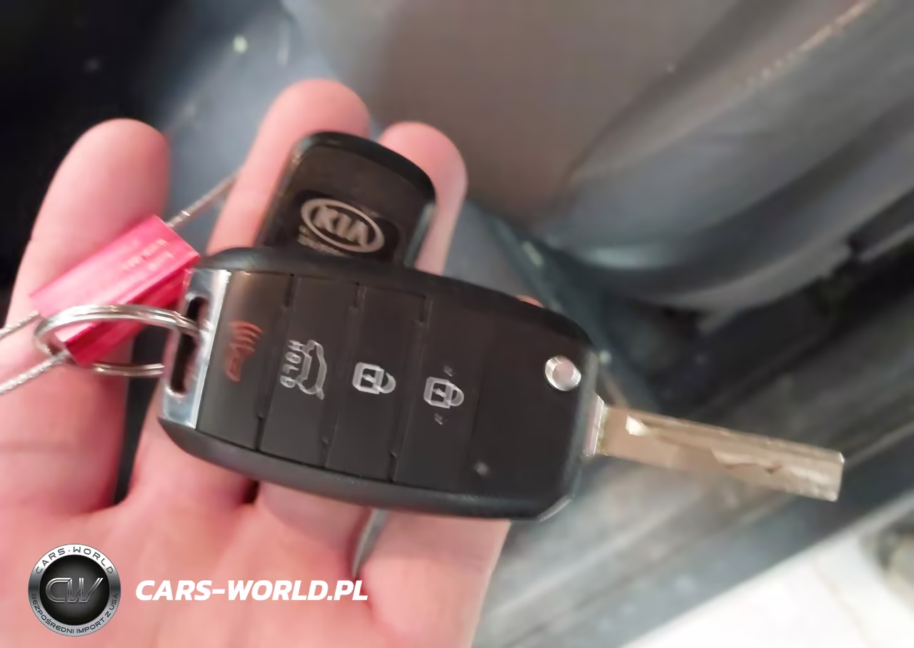 2019 Kia Sorento 3.3L Lx VIN:5XYPGDA58KG521010 - 11