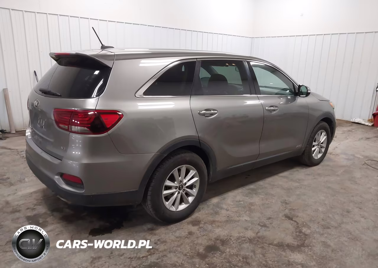 2019 Kia Sorento 3.3L Lx VIN:5XYPGDA58KG521010 - 4