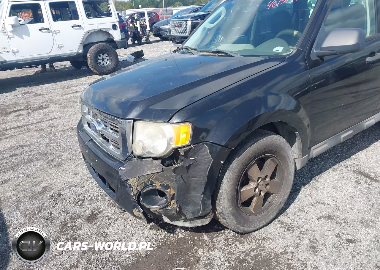 2011 Ford Escape Xls VIN:1FMCU0C7XBKC59141 - 6