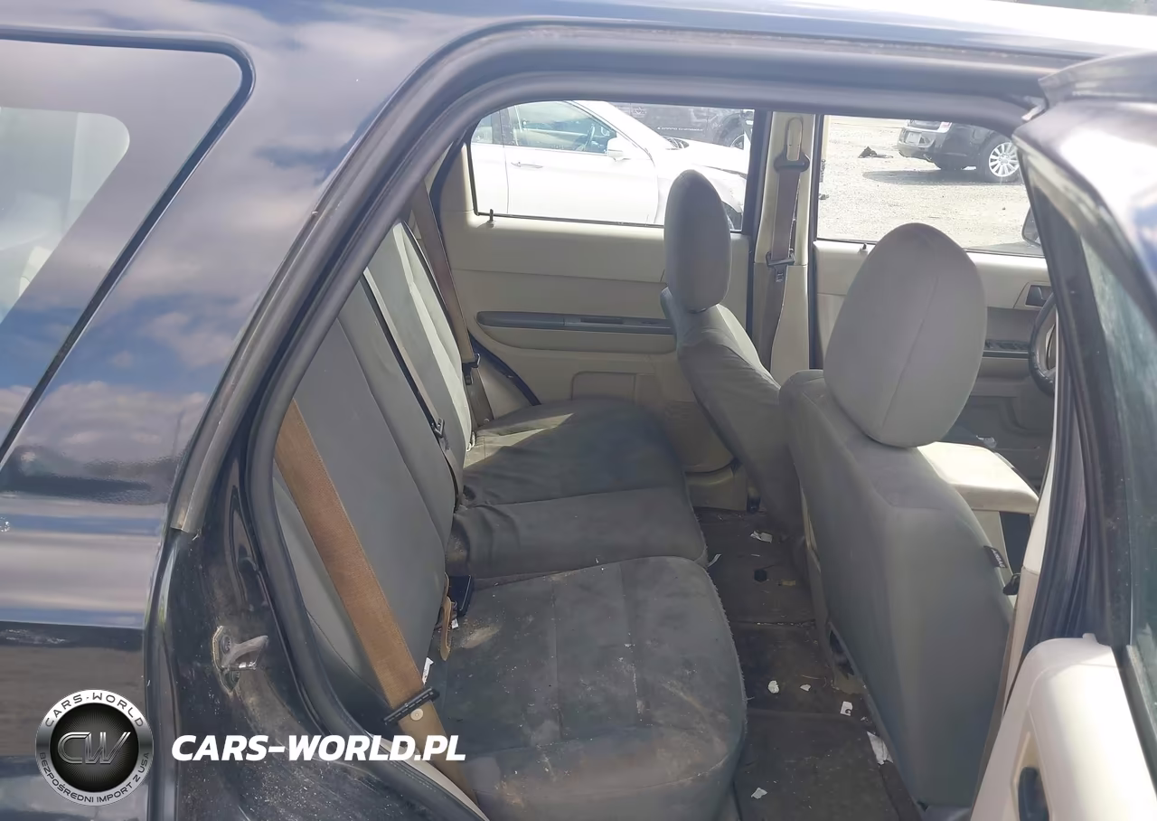 2011 Ford Escape Xls VIN:1FMCU0C7XBKC59141 - 8